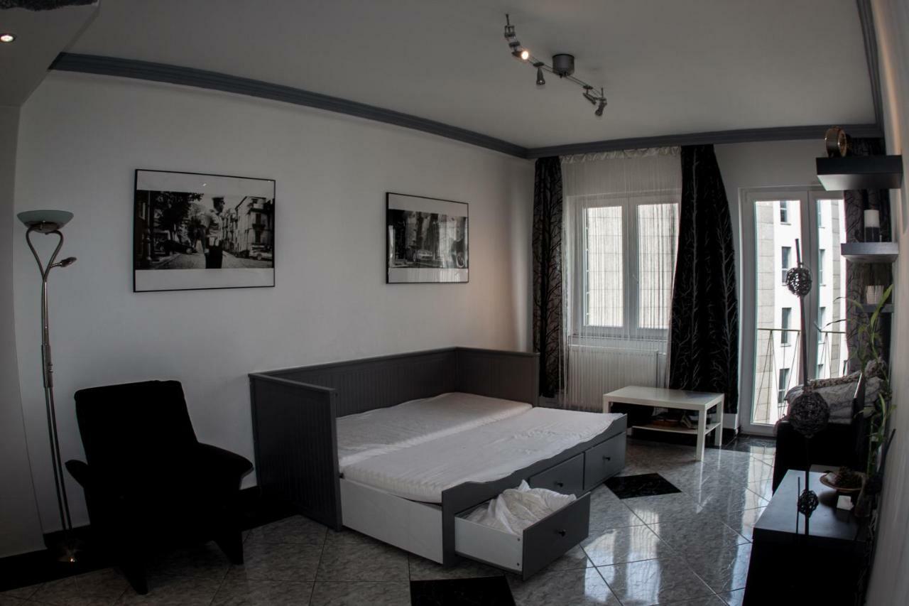 Deak Design Apartment — Photos 2